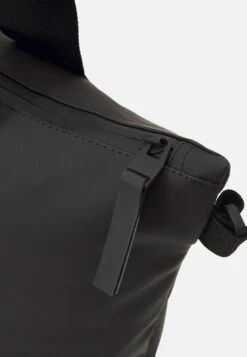 Rains Tote Bag Mini Unisex - Shopper - Black -Tassen Promotie Winkel 1d46f4e6008c47a2a2458673bb8a38a1