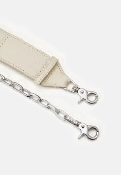 Zadig & Voltaire Rocky - Schoudertas - Flash 10 Zadig & Voltaire Rocky - Schoudertas - Flash -Tassen Promotie Winkel 5ec2bbf7ac994a9cb5825eabba314ea4