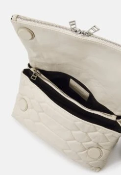 Zadig & Voltaire Rocky - Schoudertas - Flash 9 Zadig & Voltaire Rocky - Schoudertas - Flash -Tassen Promotie Winkel 951b00fdb2524f26bd6f694d130693d4