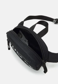 Versace Marsupio Tessuto Unisex - Schoudertas - Nero/Bianco -Tassen Promotie Winkel ac3ac15b190345c1b5cc90f97c520e07