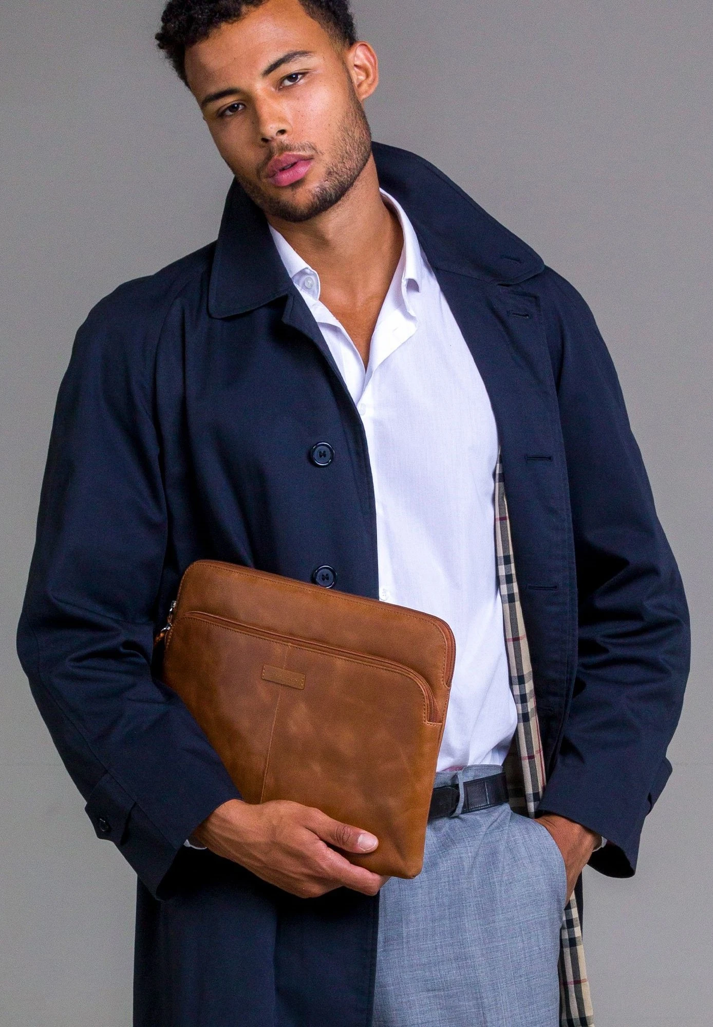 Skagen Pro+ Macbook Pro(20)/Air (20) - Laptoptas - Tan 1 Skagen Pro+ Macbook Pro(20)/Air (20) - Laptoptas - Tan