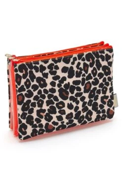 Amy - Toilettas - Brown 8 Amy - Toilettas - Brown -Tassen Promotie Winkel d596c147f5914fbdb21a84ea45d3cc1d